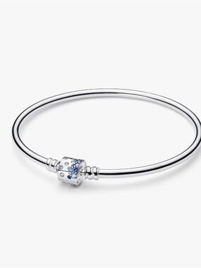 Pandora Moments Bangle sterling silver Pandora bangle bracelet, size 8.3.